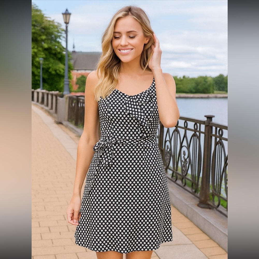 White House Black Market Polka Dot Short Sundress Size XS Belt Pockets Ruffles